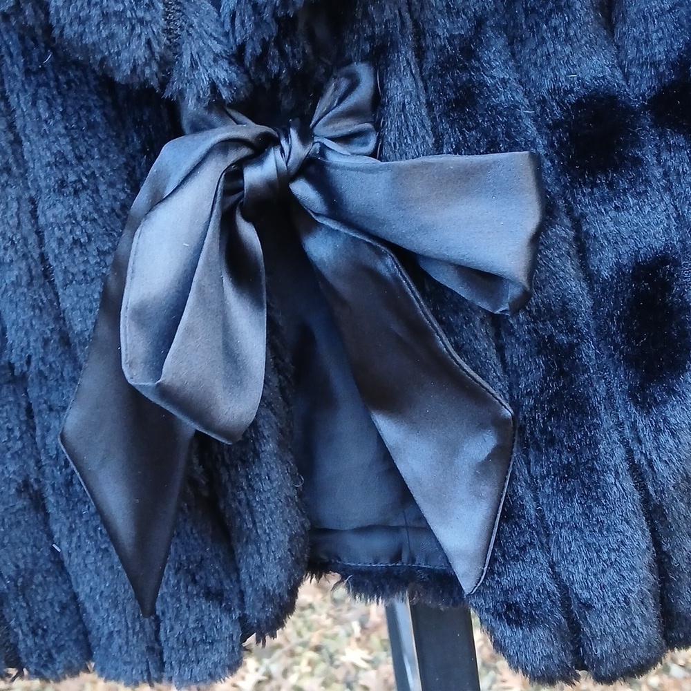 I. C. E. Black faux fur beautiful dinner jacket Sz L, mob wife old money - Picture 3 of 12